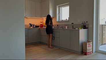 Hot MILF with Natural Boobs Ride Hard Until She Explodes in an Orgasm